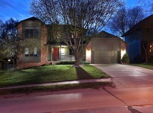 530 S 160th St, Omaha, NE 68118