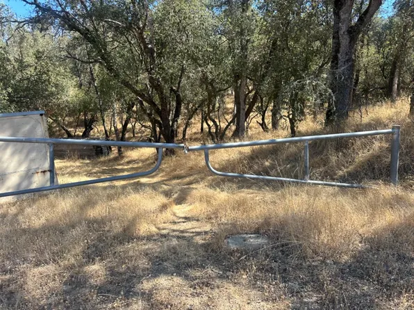 3906 Highway 49, Mokelumne Hill, CA 95245