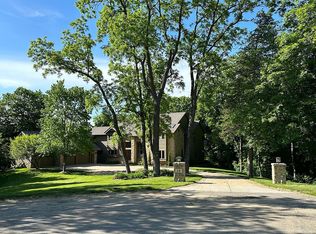 18 Sunrise Trl, Galena, IL 61036