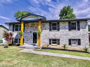 2823 Ithaca Dr, Knoxville, TN 37918