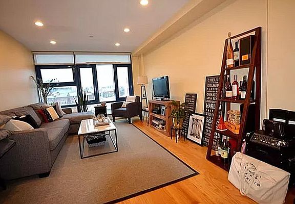 3rd image of 34-08 42nd St #2F
