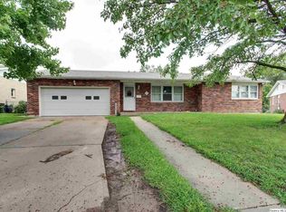 1014 S 23rd St, Quincy, IL 62301