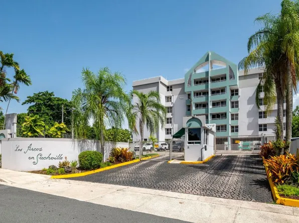 Cond Los Arcos En Suchville APT 410, Guaynabo, PR 00969