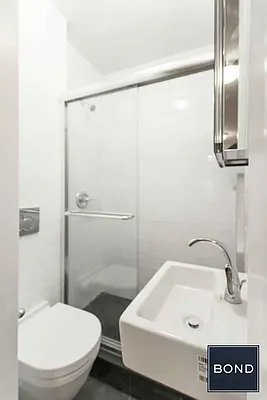 Rented by Bond New York | media 5