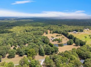 2820 Skyview Dr, Centerville, TN 37033