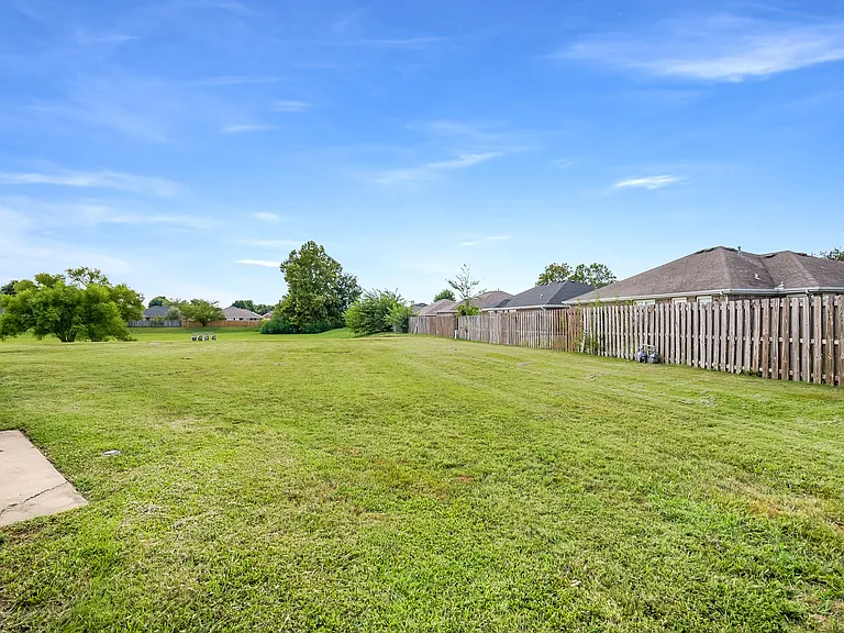 3504 SW Landau Ct #1 — Photo 11