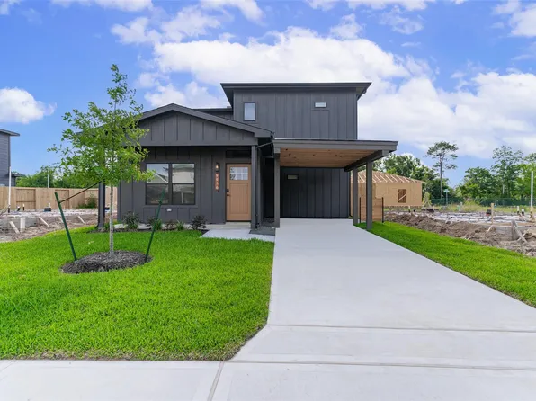 9920 Dipping Woods St, Houston, TX 77076