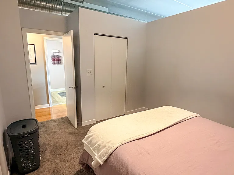 833 W 15th Pl #712 — Photo 10