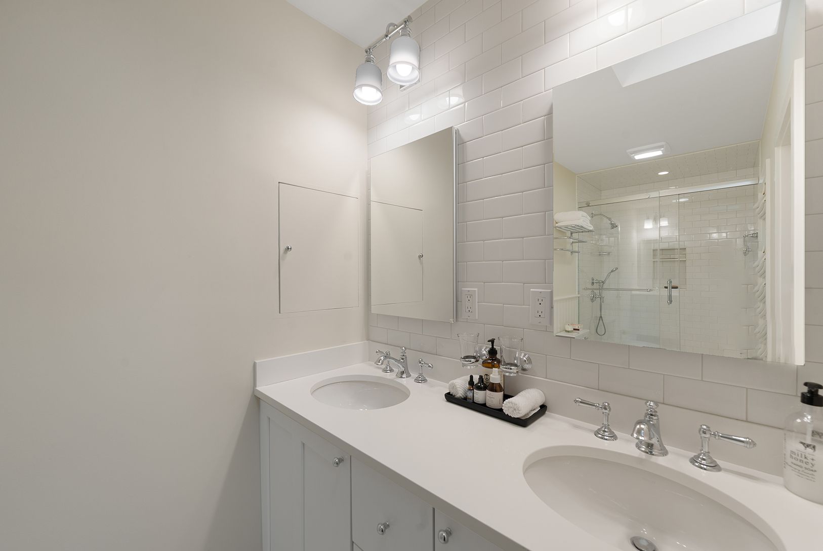  Primary bath