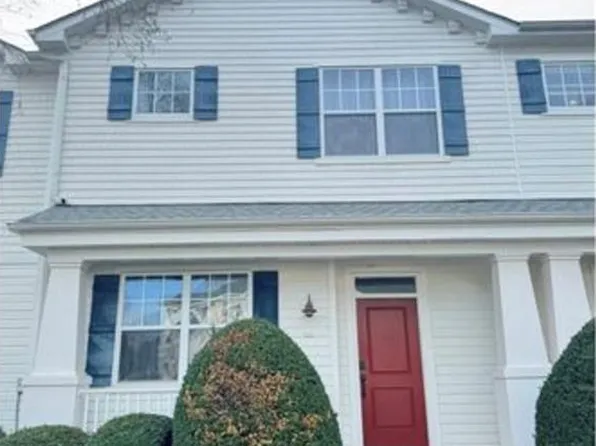 1307 Emsworth Dr, Chesapeake, VA 23320