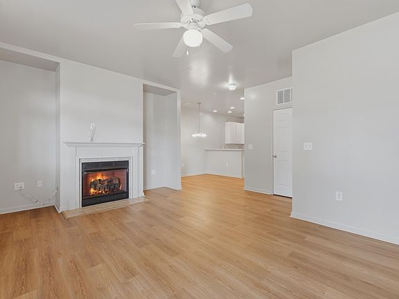 5th image of 3301 Mariners Way