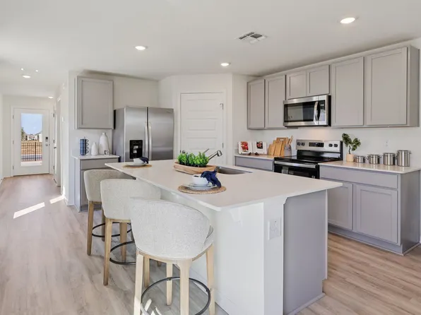 3404 Wakefield Dr, Haines City, FL 33844