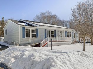 639 Meadowbend Rd, Williston, VT 05495