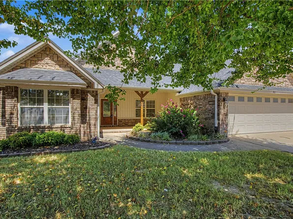 203 W Windsor Dr, Rogers, AR 72756