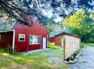 2943 N Reynolds Rd #B, Interlochen, MI 49643