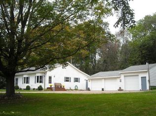 3798 W Sidney Rd, Sidney, MI 48885