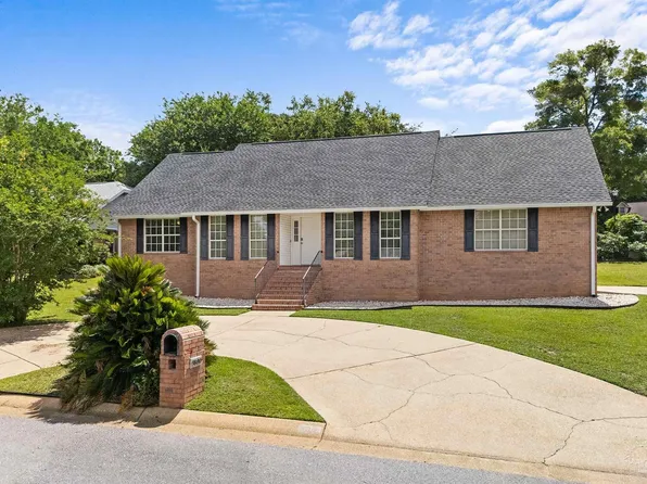 9800 Sourwood Ct, Pensacola, FL 32514