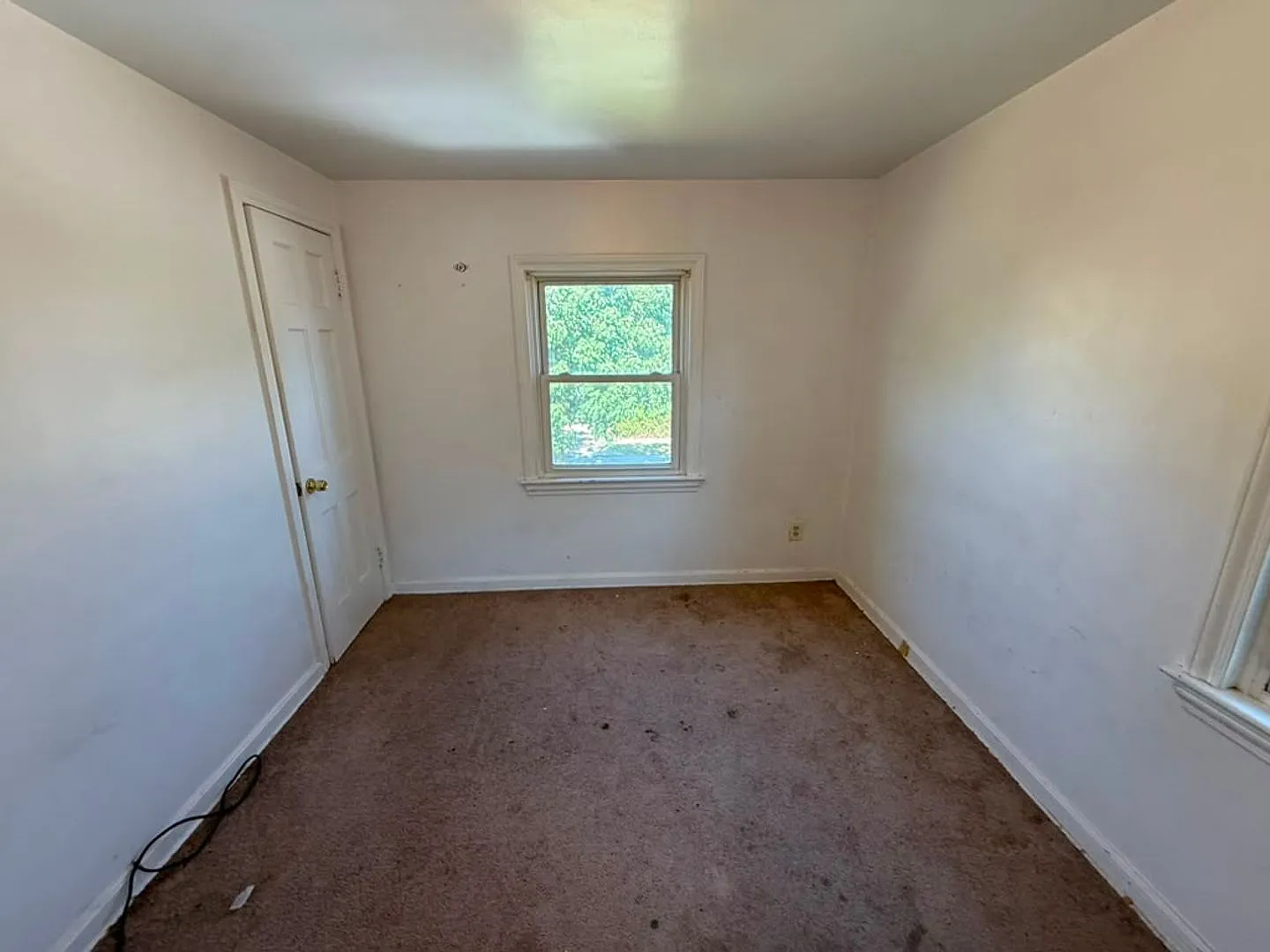 2-Bed, 1 Bath Beautiful Single- Family Home In Cleveland Heights! — Photo 3