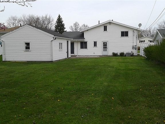 2nd image of 4124 Holl Ave