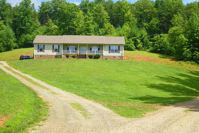 1st image of 15 Shady Ln