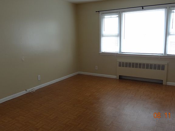 3rd image of 24 Fairmount Avenue # Fl 2nd