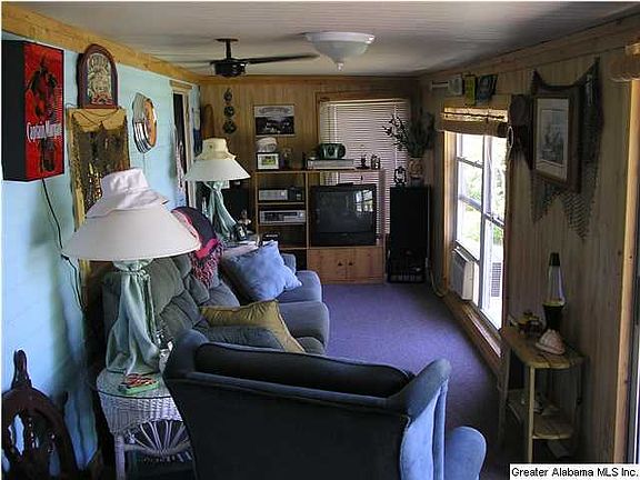 5th image of 440 Lomar Dr
