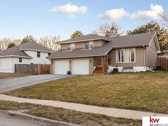 4th image of 5618 Borman Ave