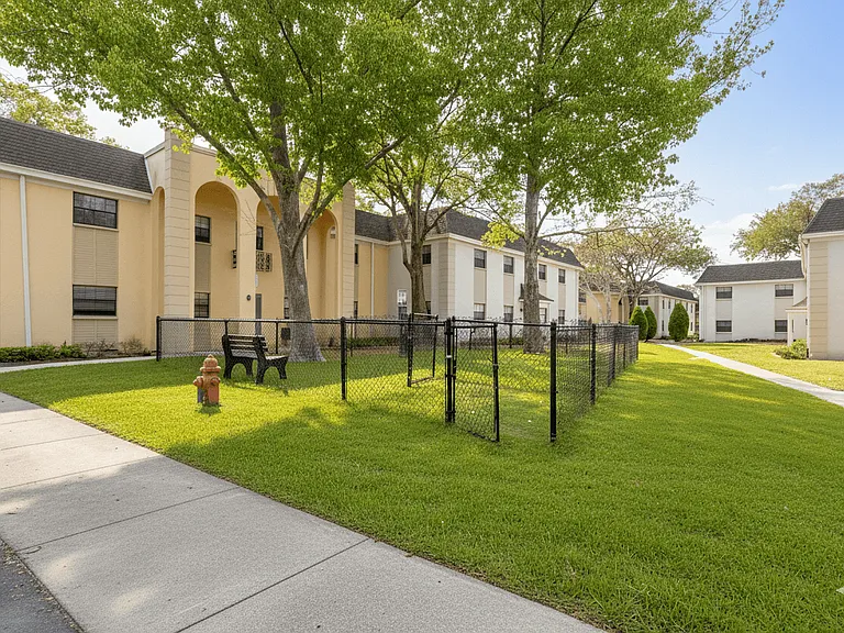 The Flats at Seminole Heights — Photo 31