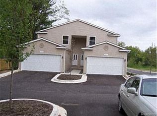 3165 Kassab Ln, Commerce Twp, MI 48382