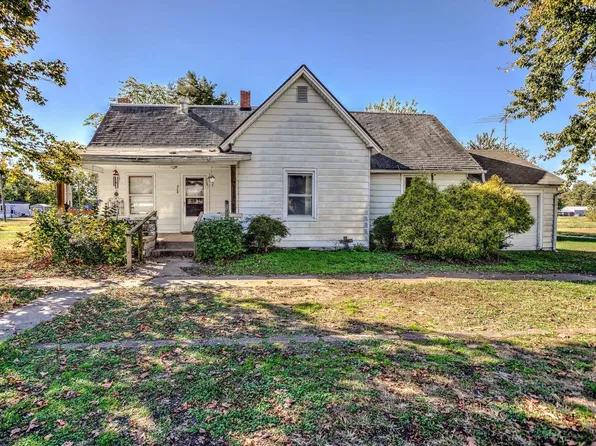 318 N Myra St, Worthington, IN 47471
