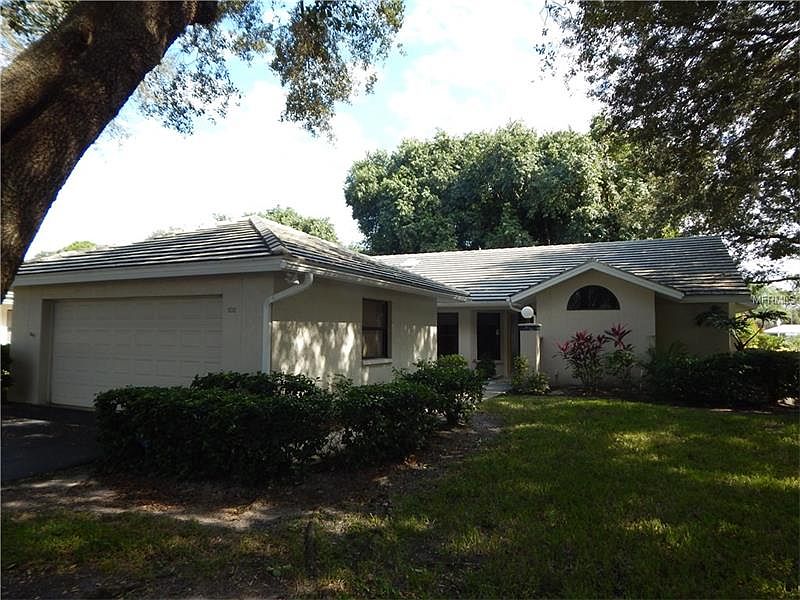 1st image of 102 Southampton Pl #233