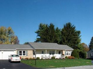 111 Juniper Dr, Mechanicsburg, PA 17055