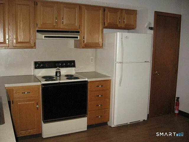 219 Nichols Dr — Photo 7