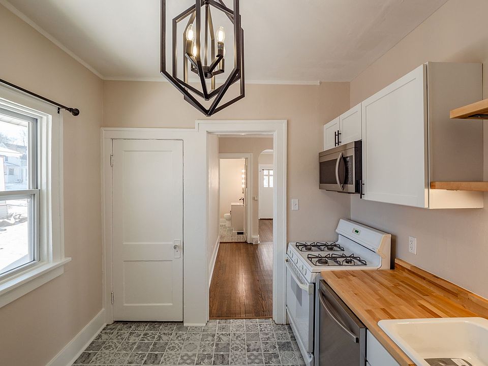 1st image of 1726 5th Ave SE