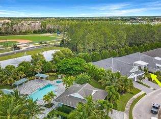 2123 Marquesa Cir, Naples, FL 34112