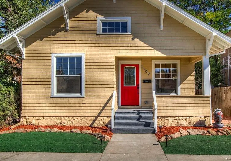 1107 N Wahsatch Ave — Photo 1