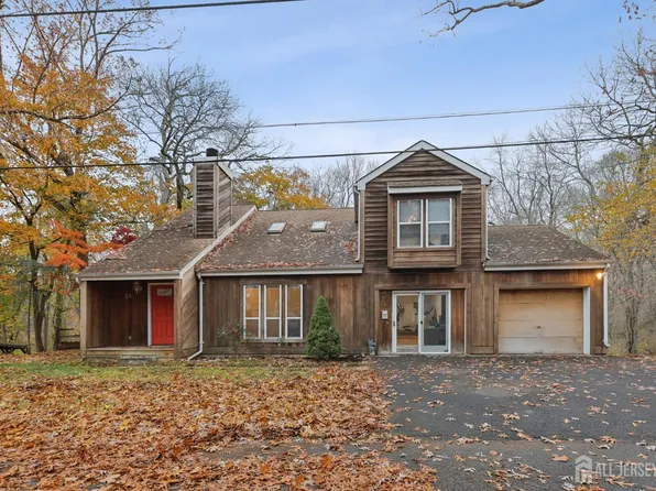 49 Morton Ave, Monroe Township, NJ 08831