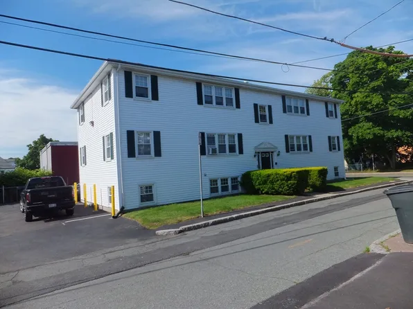 1225 Sea St, Quincy, MA 02169
