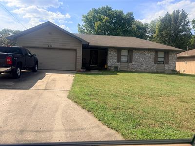 225 N Meteor Avenue, Springfield, MO, 65802
