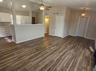 1006 S Plains Park Dr, Roswell, NM 88203