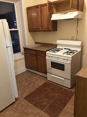 Rented by Sally Raia LLC | media 14