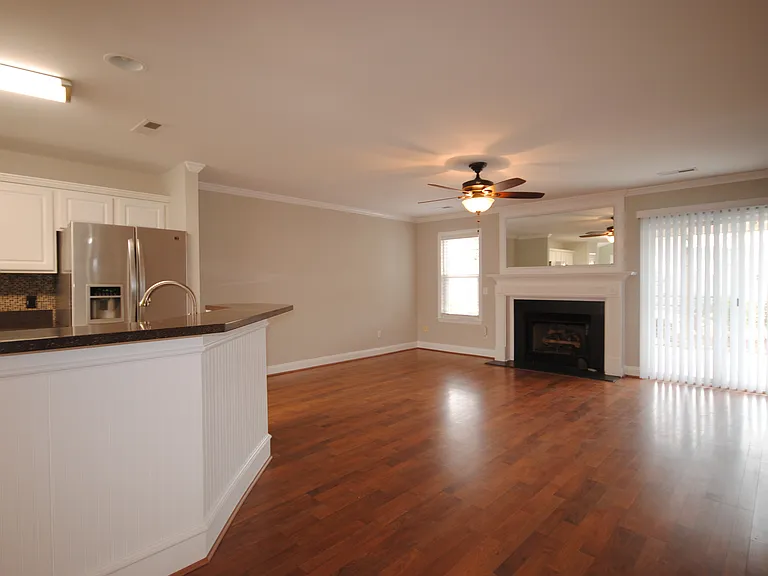 3013 Lagar Ln — Photo 3