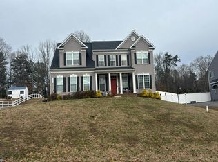 1994 Foxwood Ln, Lusby, MD 20657