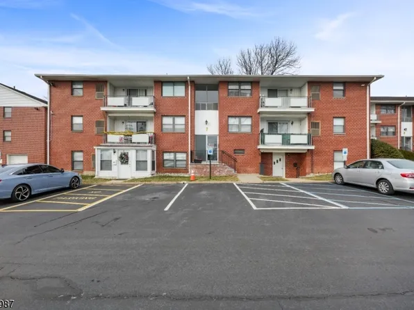 1300 Rock Ave APT F1, North Plainfield Boro, NJ 07060