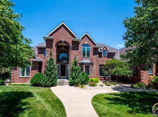 5600 SW Clarion Ln, Topeka, KS 66610