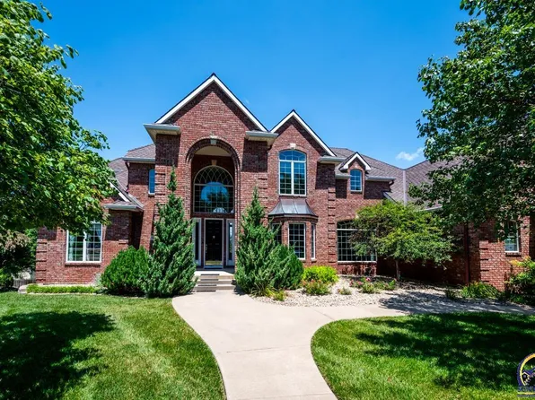 5600 SW Clarion Ln, Topeka, KS 66610