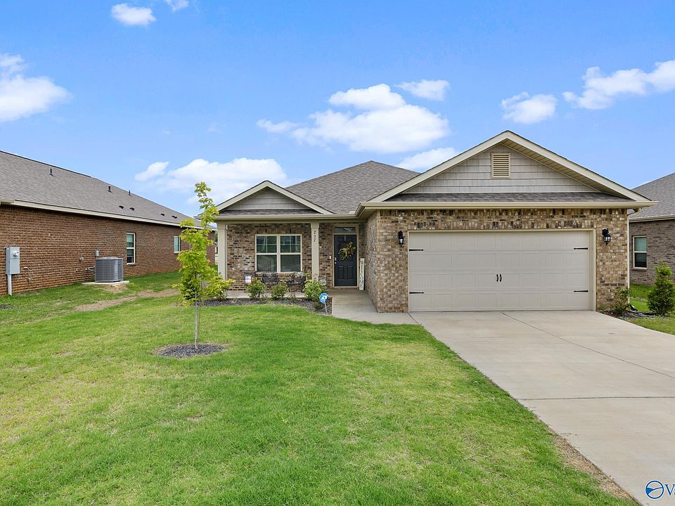 1st image of 237 Lakewater Cir
