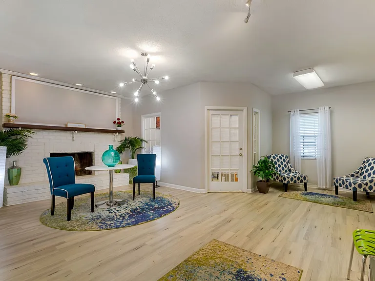 Crystal Grove Townhomes LLC — Photo 13