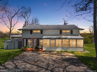 30825 Fort Rd, Brownstown, MI 48173