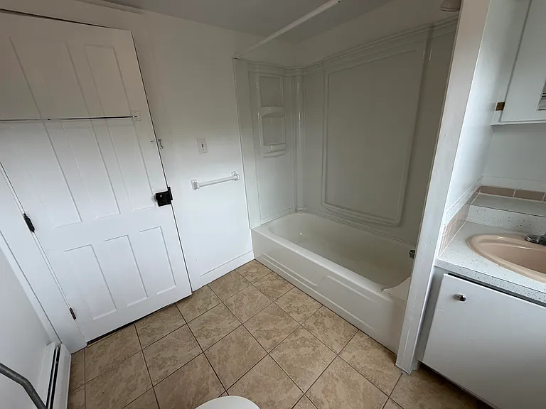 16 Covell Ave #2 — Photo 8